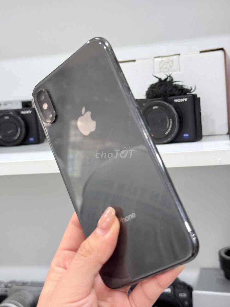 iPhone Xs 64GB Xám Pin 93. Mua bán Điện thoại tại Quận 5 Tp Hồ Chí Minh được đăng bởi Phan Thế Phong  hình 1