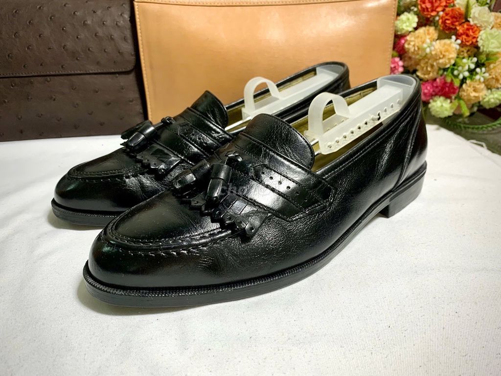 Lancel Paris size 40.5