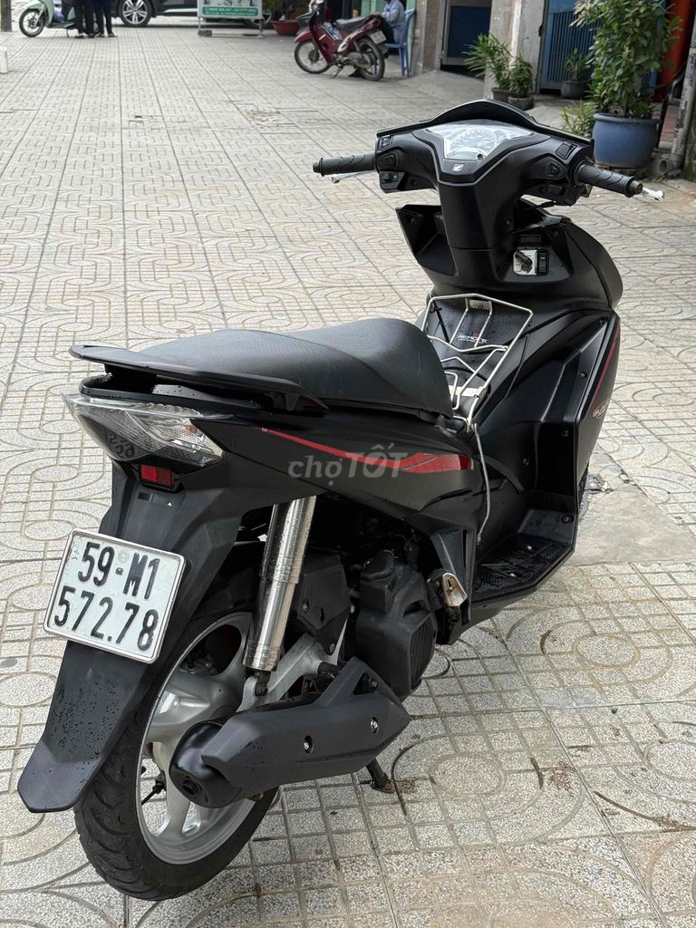 Honda Air Blade черный скутер