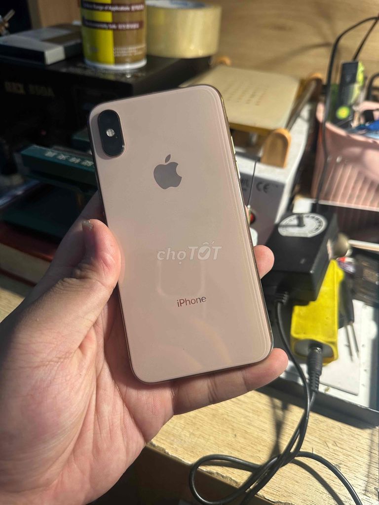 Apple iPhone Xs Vàng hồng Đã sử dụng. Mua bán Điện thoại tại Quận Cẩm Lệ Đà Nẵng được đăng bởi Nguyễn Văn Công Thành hình 1