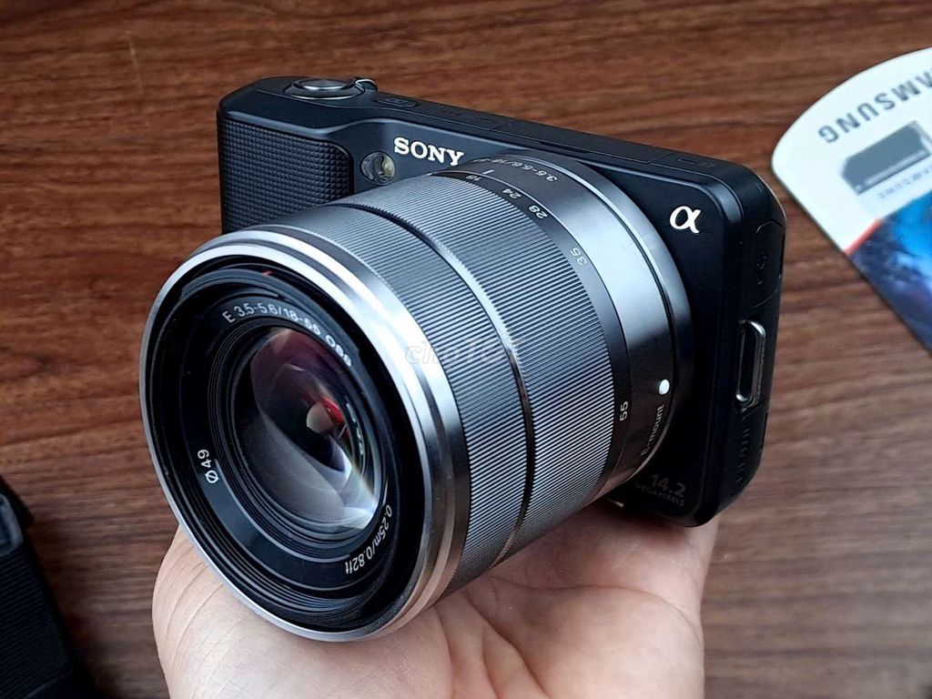 Sony Nex 3 Black + Lens 18-55