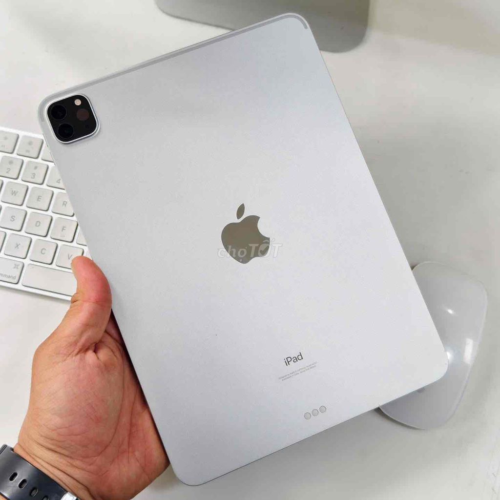 Apple iPad Pro M1 128GB Bạc 93% nguyên zin. Mua bán Máy tính bảng tại Quận Thanh Khê Đà Nẵng được đăng bởi Anh Thư hình 1
