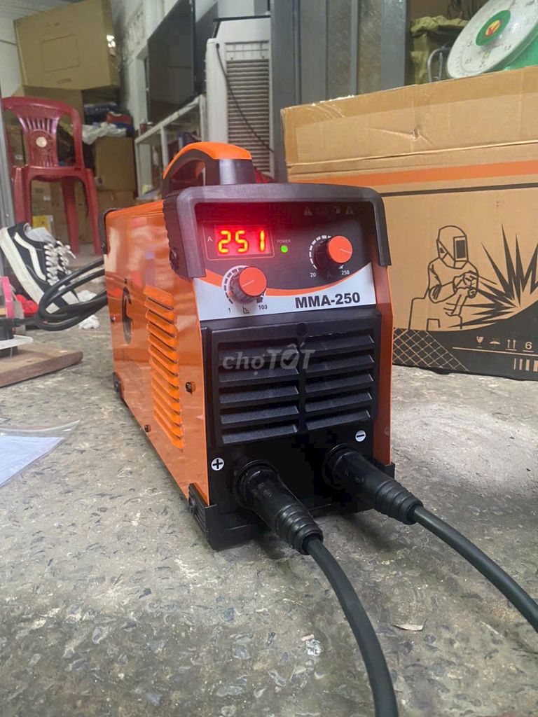 Máy hàn điện tử 250 A. Mua bán Đồ chuyên dụng, Giống nuôi trồng tại Quận 12 Tp Hồ Chí Minh được đăng bởi Huỳnh Văn Đồng hình 1