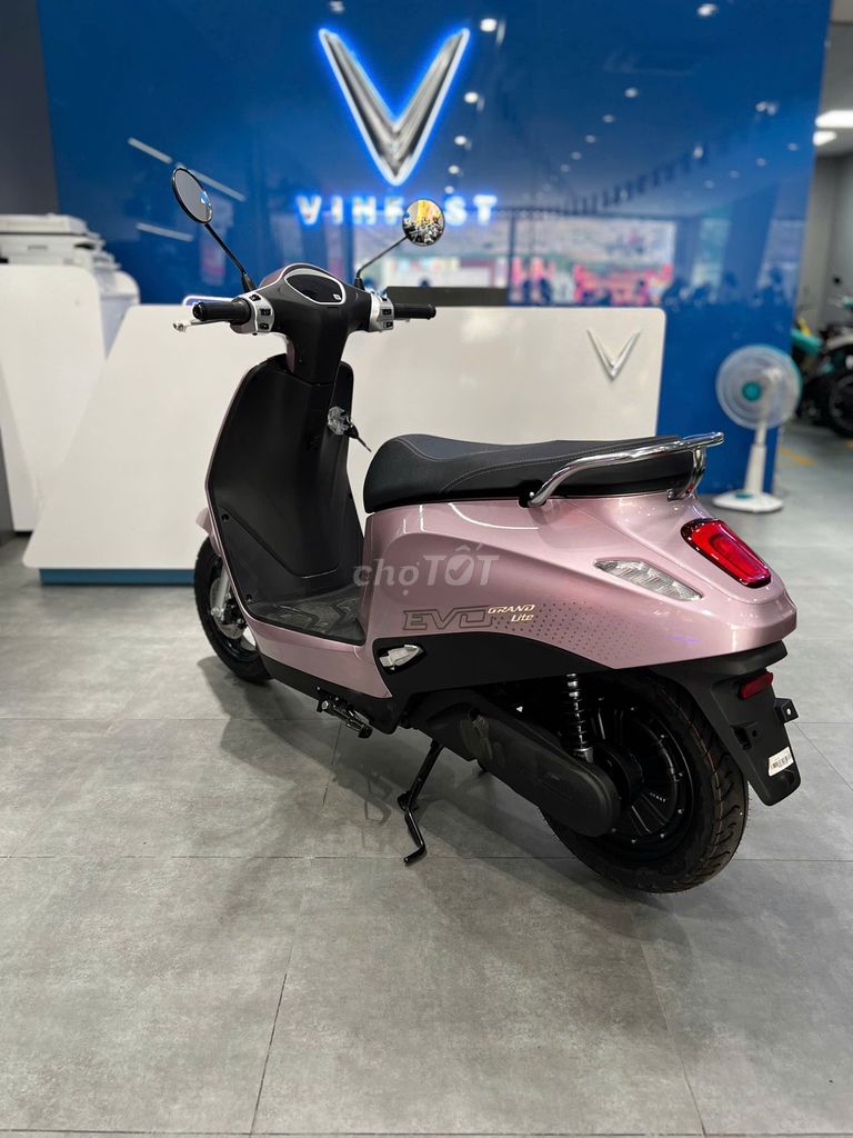 XE ĐIỆN EVO GRAND LITE KHÔNG CẦN BẰNG LÁI. Mua bán Xe điện tại Thành phố Thủ Đức Tp Hồ Chí Minh được đăng bởi VinFast Official Store hình 6