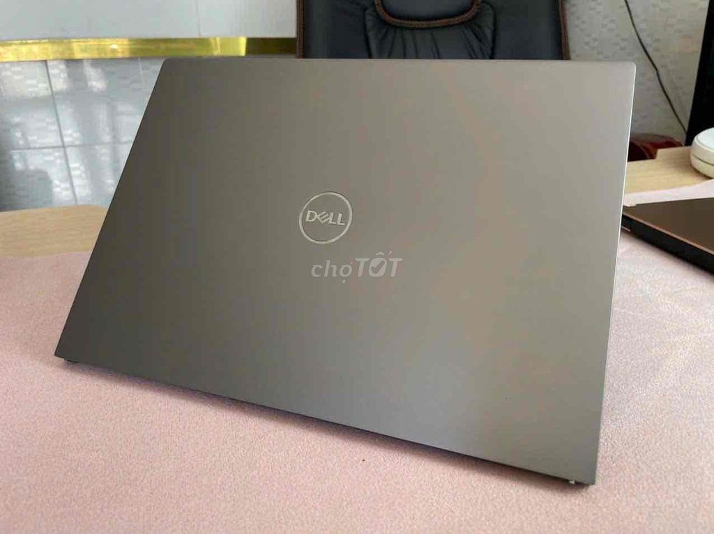 Dell Vostro 5301 hàng lướt năm 2021