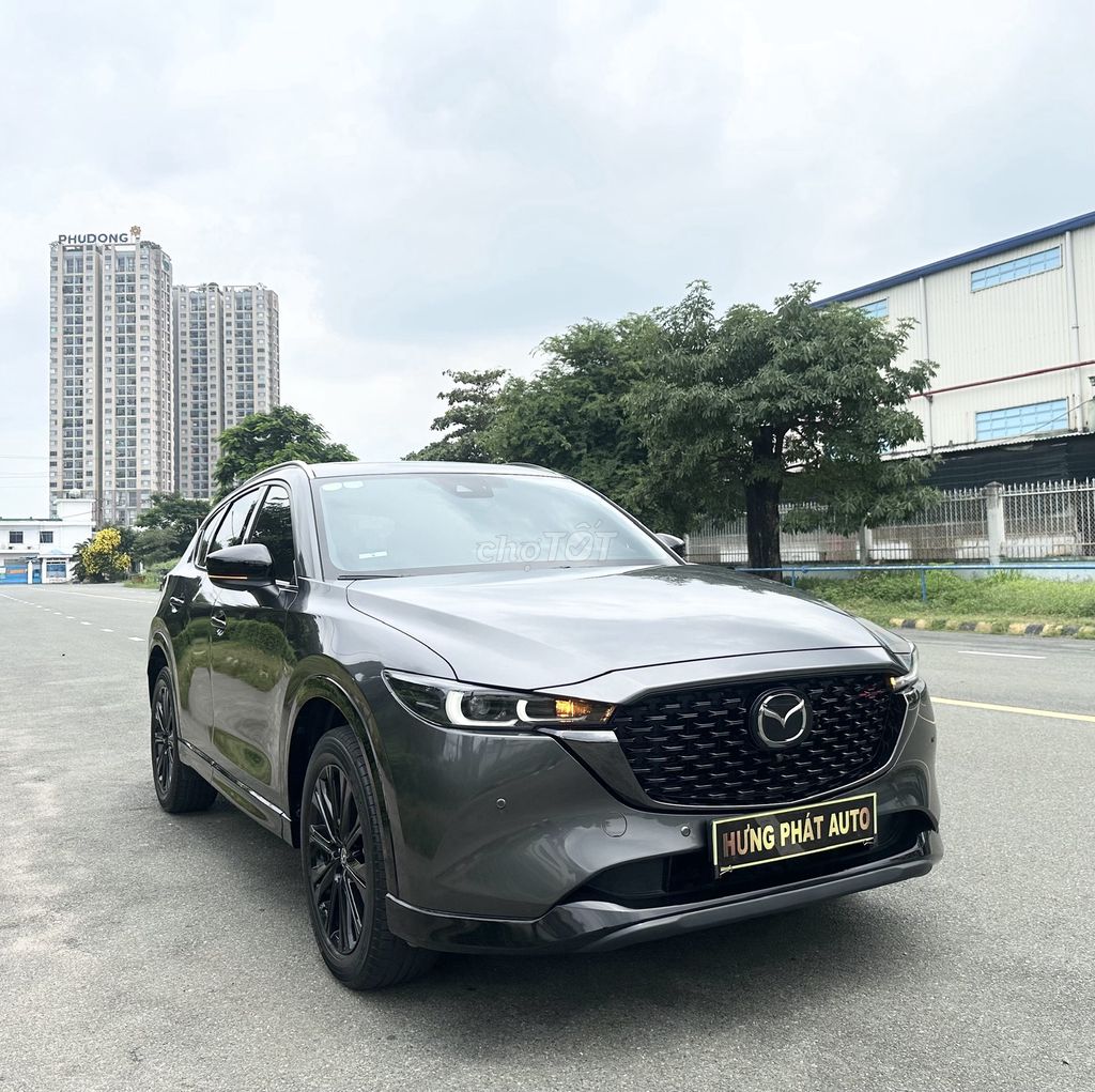 Mazda CX-5 2025 2.0L Premium Sport, почти новый, 11 тыс. км