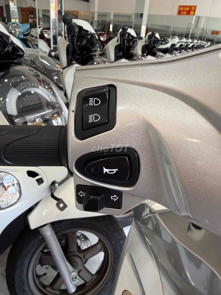 ZIN CỌP - Như Mới - FUTURE 2021 ĐK 2022 Màu Hiếm. Mua bán Xe máy tại Thành phố Rạch Giá Kiên Giang được đăng bởi XE MÁY CŨ TÂN 128 hình 14