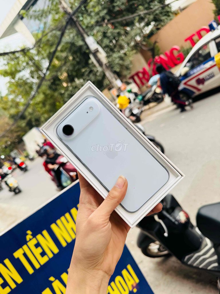 Apple iPhone Air 256GB Trắng. Mua bán Điện thoại tại Quận Nam Từ Liêm Hà Nội được đăng bởi Hoàng Anh hình 1