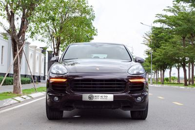 Porsche Cayenne 3.0 V6 Platinum 2017 Nâu. Mua bán Ô tô tại Thành phố Thủ Đức Tp Hồ Chí Minh được đăng bởi H2T Auto hình 1