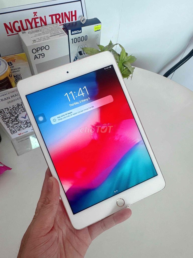 Apple iPad Mini 4 Vàng. Mua bán Máy tính bảng tại Huyện Thủ Thừa Long An được đăng bởi Nguyễn Trinh hình 1