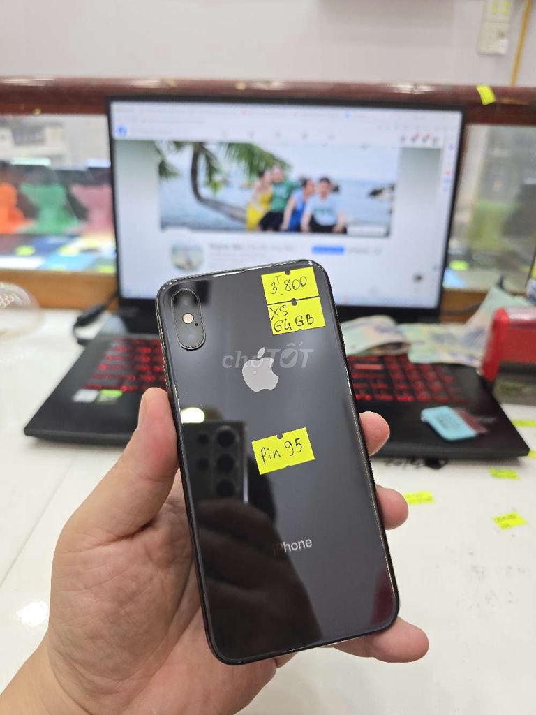 Iphone XS 64GB. Mua bán Điện thoại tại Thành phố Long Xuyên An Giang được đăng bởi Facebook Cầm Đồ Thúy Vân hình 1
