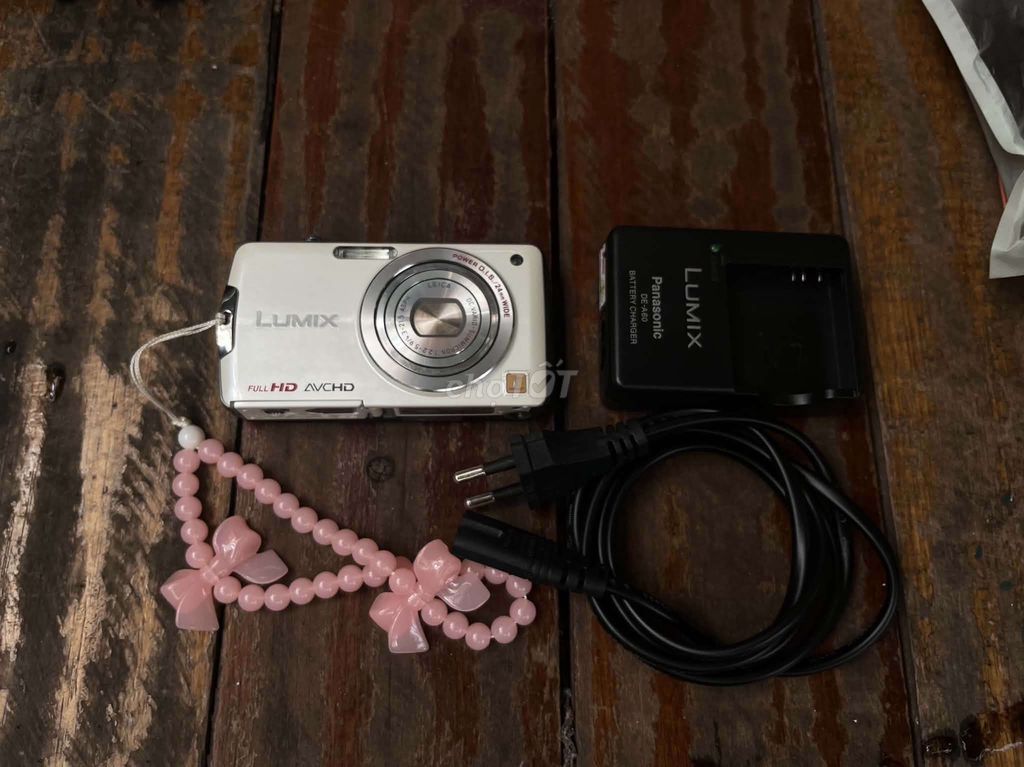 Máy ảnh Panasonic Lumix DMC-LX7 Trắng. Mua bán Máy ảnh, Máy quay tại Thành phố Biên Hòa Đồng Nai được đăng bởi Đức Hùng hình 1