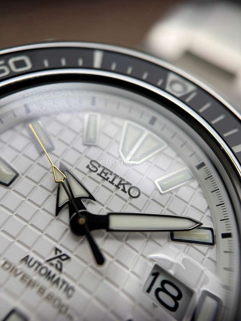 Đồng hồ Seiko Prospex thiết kế trẻ trung năng động