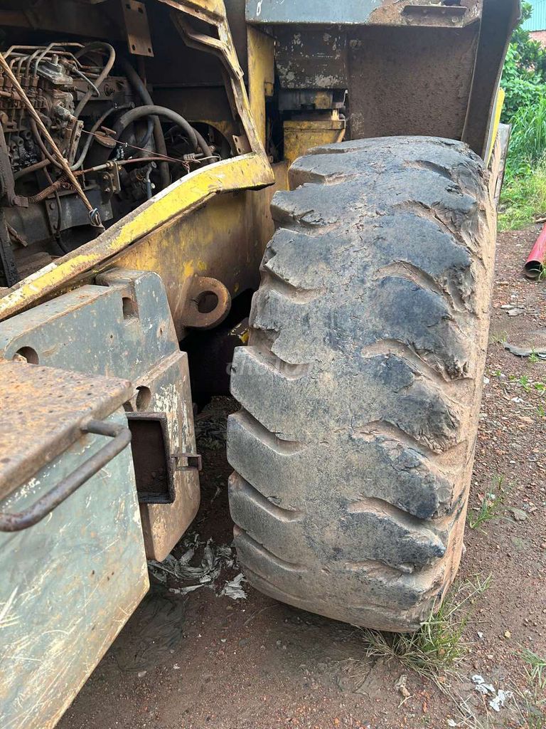 Bán Komatsu WA -3h gầu 3.3 khối xe hoạt động tốt. Mua bán Phương tiện khác tại Huyện Đồng Phú Bình Phước được đăng bởi khánh lâm hình 12