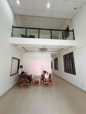 Аренда · 4 комн. · 80 м² · Quận Sơn Trà, ул. Đường Phó Đức Chính