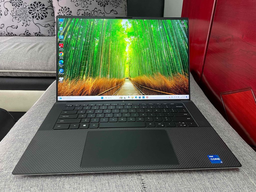 Dell XPs 9530 i7 13700H \ 32GB \ 1TB \ RTX 4050 \