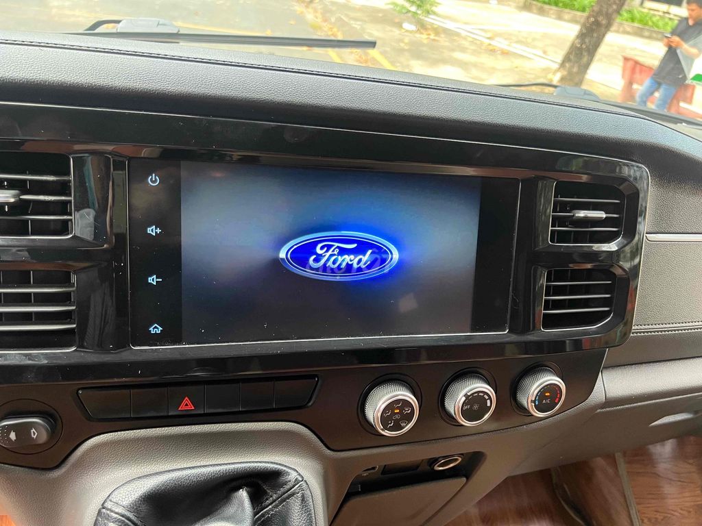 Ford Transit 2023 tên cá nhân xe đẹp. Mua bán Ô tô tại Quận 12 Tp Hồ Chí Minh được đăng bởi Phạm Hoàng hình 11