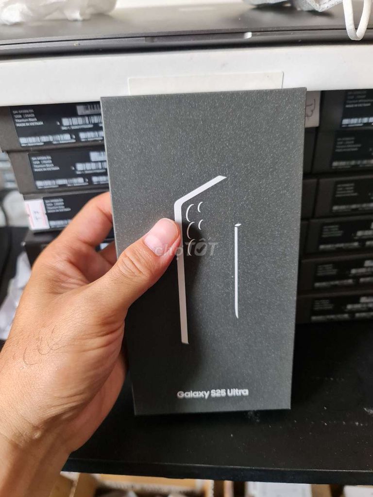 Samsung Galaxy S25 Ultra 256GB/512 mới. Mua bán Điện thoại tại Quận Tân Bình Tp Hồ Chí Minh được đăng bởi Sơn hình 1