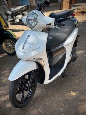 Yamaha Janus 2019 Smartkey Trắng. Mua bán Xe máy tại Thành phố Pleiku Gia Lai được đăng bởi Xe Máy Nguyễn Vũ Gialai