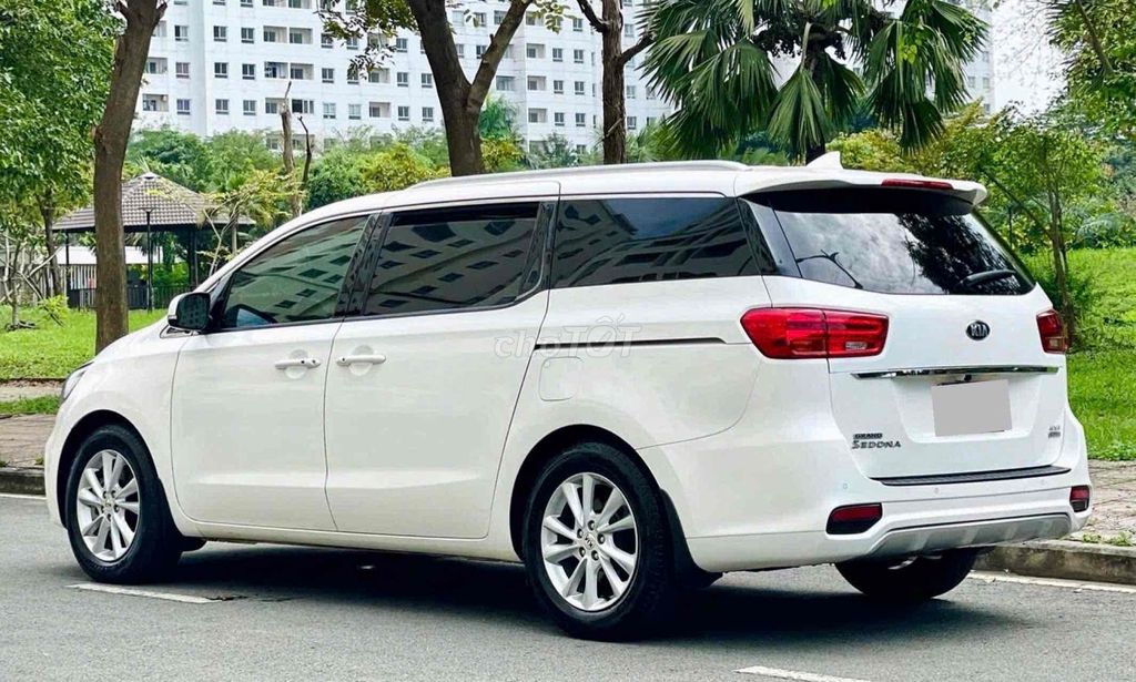 KIA SEDONA FULL DẦU 2021 Trắng 57.000km. Mua bán Ô tô tại Thành phố Thủ Đức Tp Hồ Chí Minh được đăng bởi Hoa Nguyen hình 2