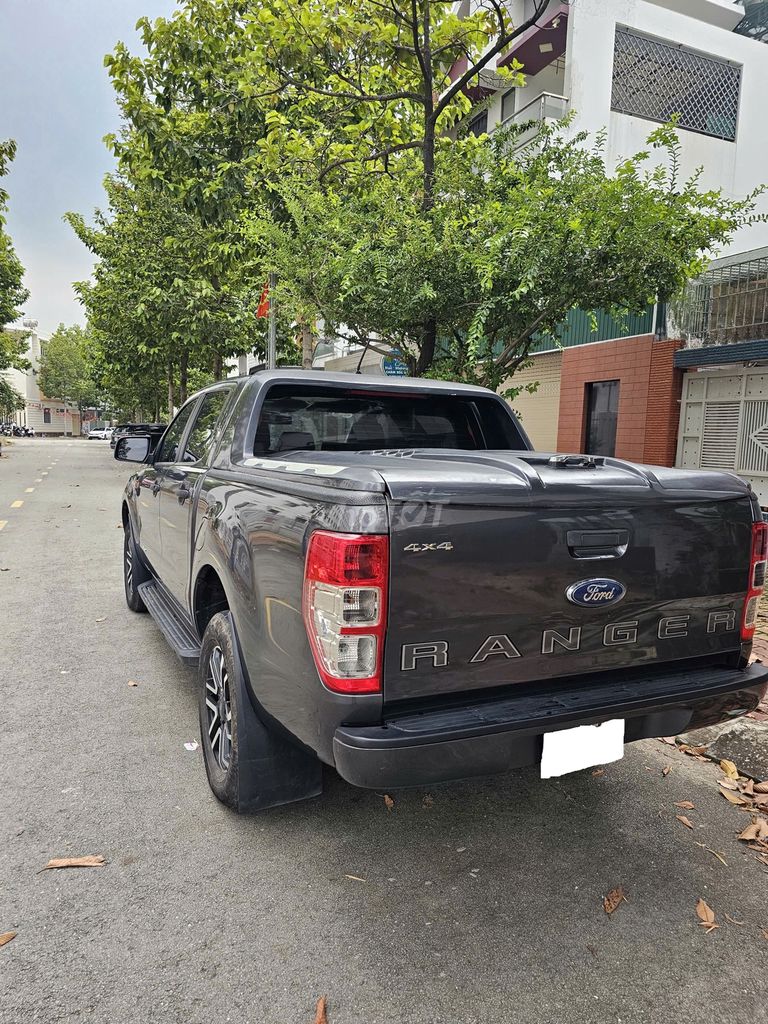 Ford Ranger 2018 XLS 2.2 4x2 AT - 127998 km. Mua bán Ô tô tại Thành phố Thủ Dầu Một Bình Dương được đăng bởi Trần Mạnh Hùng hình 12
