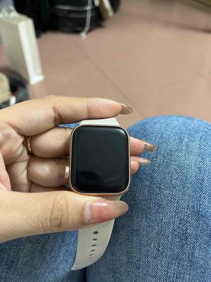 Apple watch SE 2022 - 40mm màu vàng hồng.