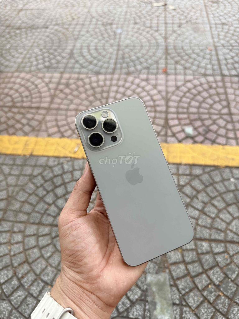 Apple iPhone 15 Pro Max 256GB Đen. Mua bán Điện thoại tại Quận Ngũ Hành Sơn Đà Nẵng được đăng bởi Nghĩa  hình 1