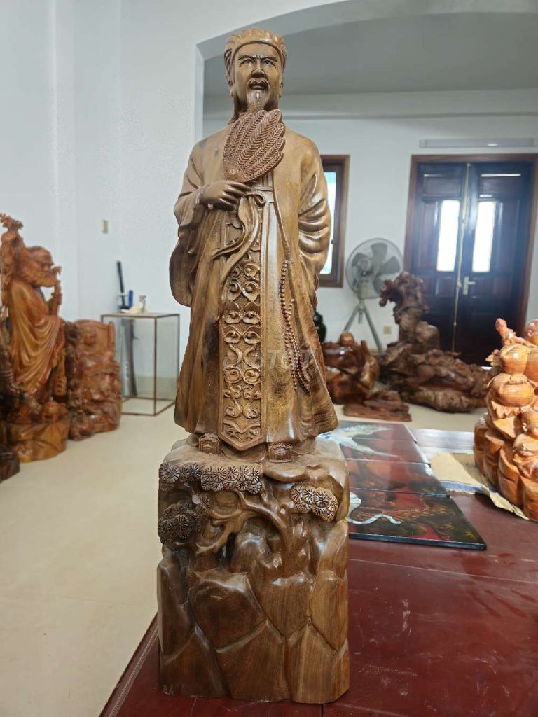 Tượng gỗ Gia Cát Khổng Minh liền khối 66cm . Mua bán Đồ sưu tầm, đồ cổ tại Huyện Đan Phượng Hà Nội được đăng bởi Đỗ Hữu Hiếu hình 1