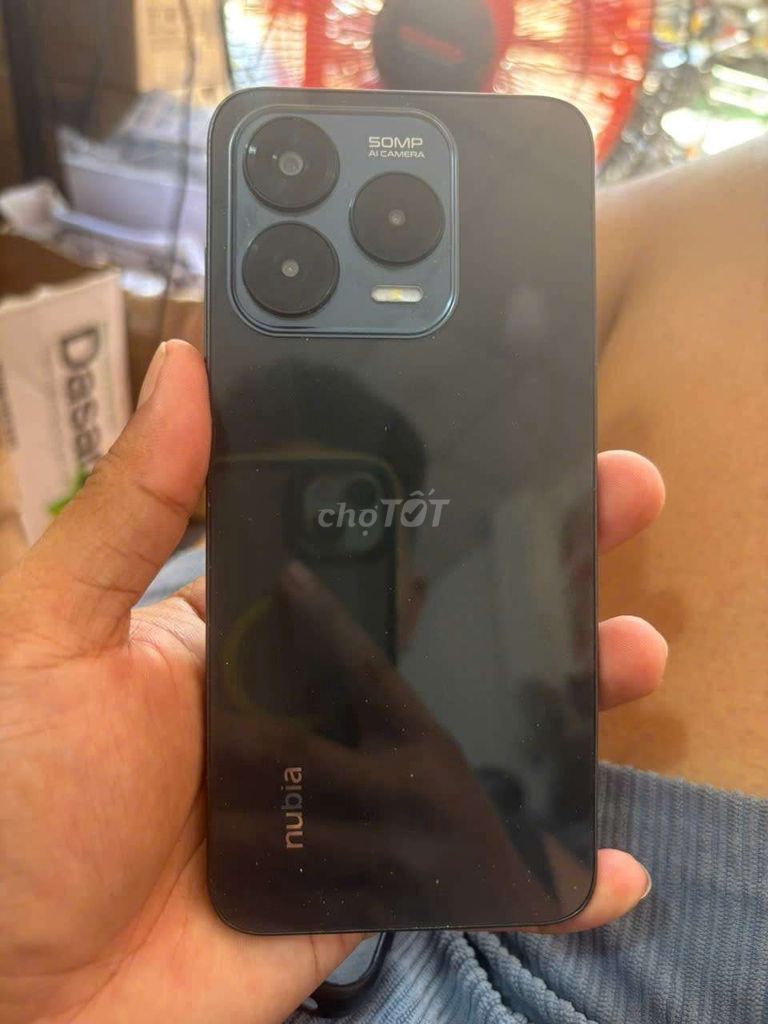 Nubia V70 Đen Đã qua sử dụng. Mua bán Điện thoại tại Quận 7 Tp Hồ Chí Minh được đăng bởi Quý hình 1