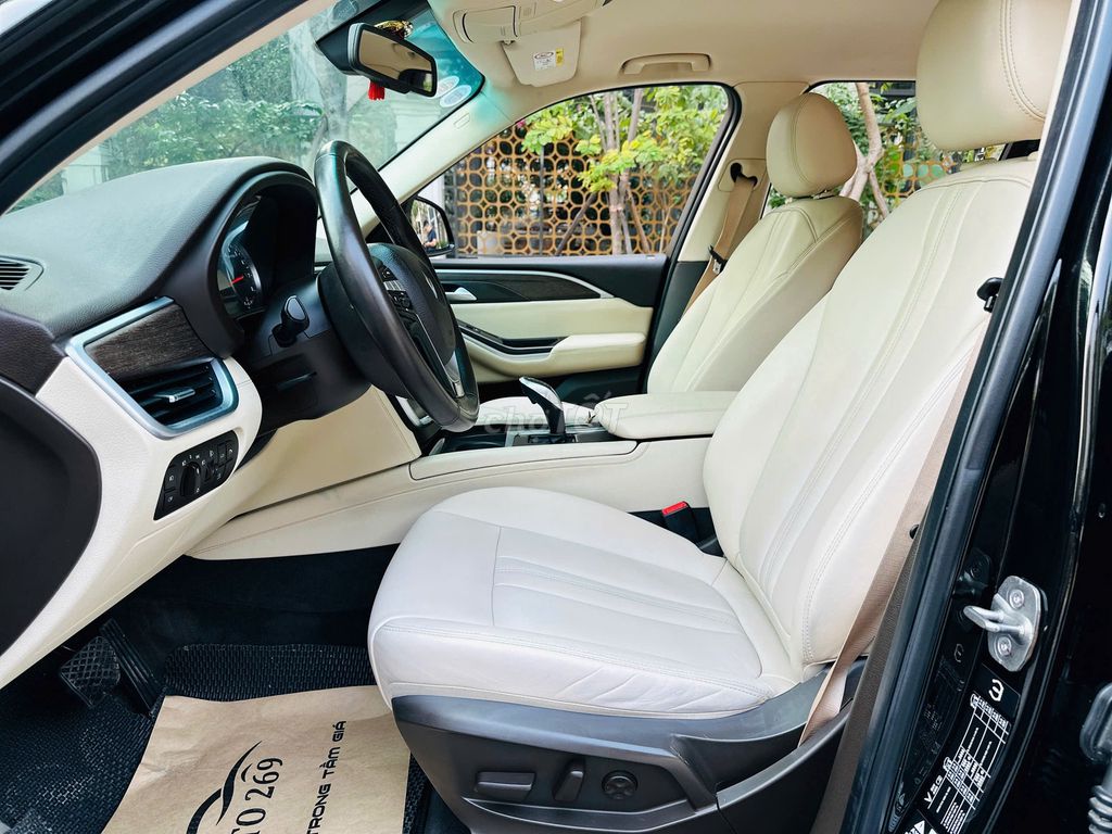 VinFast Lux SA Premium 2020 Đen 38000 km. Mua bán Ô tô tại Quận Bắc Từ Liêm Hà Nội được đăng bởi Nguyễn Văn Hoàng hình 4