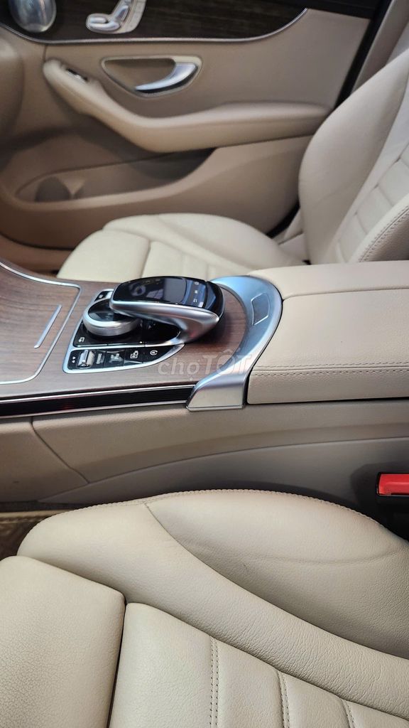 C200 Exclusive 2019  - 36.000miles Zin mới. Mua bán Ô tô tại Quận 7 Tp Hồ Chí Minh được đăng bởi tuấn anh hình 14