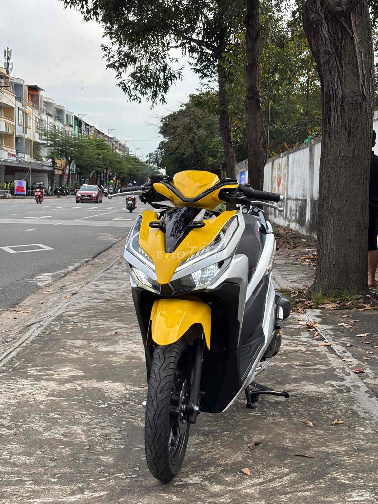 vario 150. Mua bán Xe máy tại Thị xã Bến Cát Bình Dương được đăng bởi xe máy trả góp tín nghĩa  hình 2