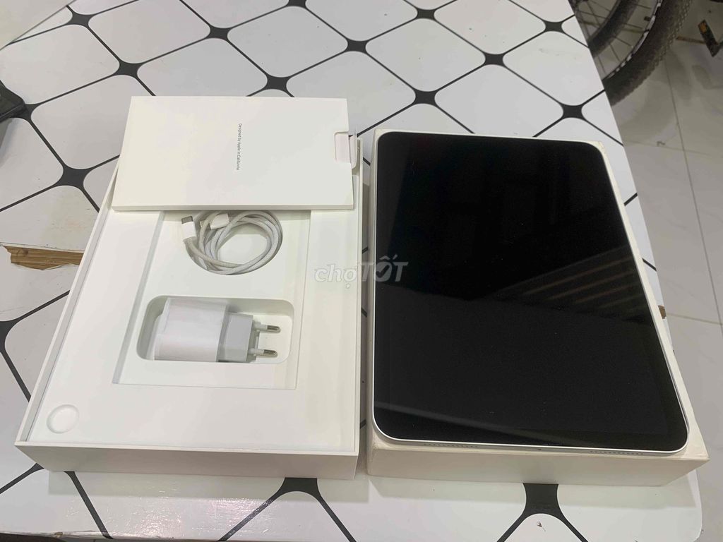Apple iPad Gen 10 64GB Bạc.100% máy rin nguyên. Mua bán Máy tính bảng tại Quận Hải Châu Đà Nẵng được đăng bởi Anh Huy Hoang hình 1