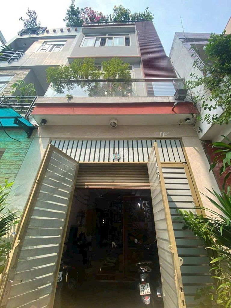 Hxh Nguyễn Thị Minh Khai cn 68m Trệt 3 lầu 14 tỷ thương lượng 