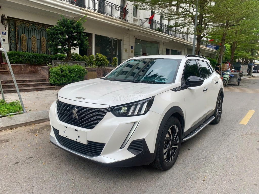 Peugeot 2008GT 2021