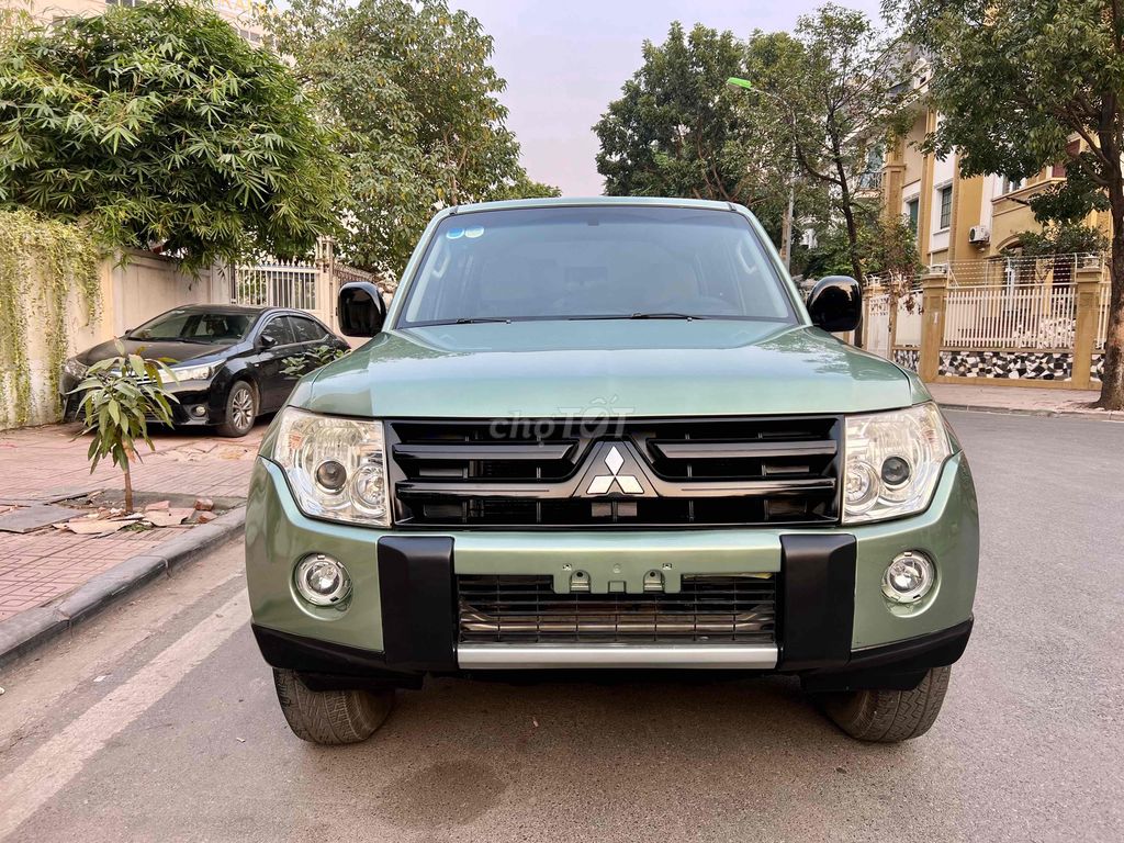 Mitsubishi Pajero 2010 - 140000 km