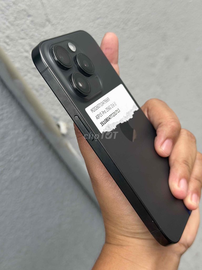 iPhone 15 Pro 256GB Đen Đã sử dụng. Mua bán Điện thoại tại Thành phố Biên Hòa Đồng Nai được đăng bởi nguyễn lê store hình 1