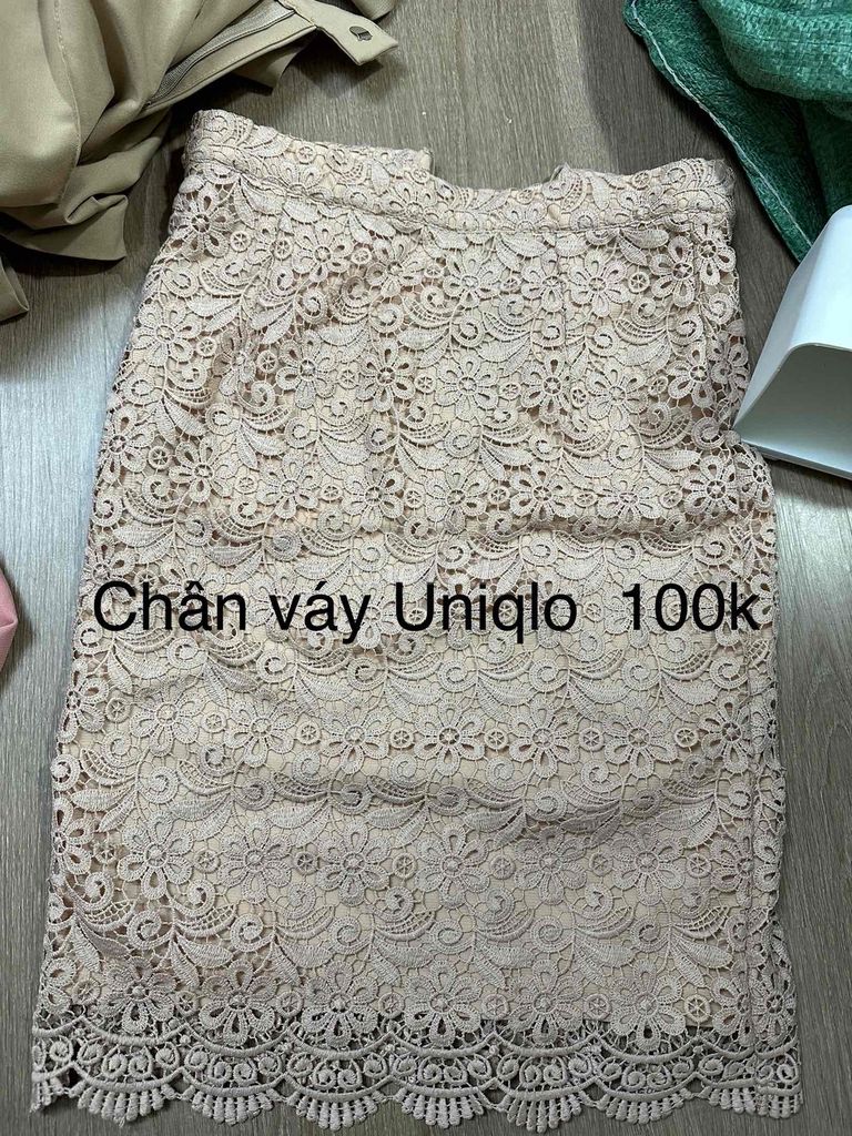 Em thanh lý quần áo cho mẹ giá trên hình