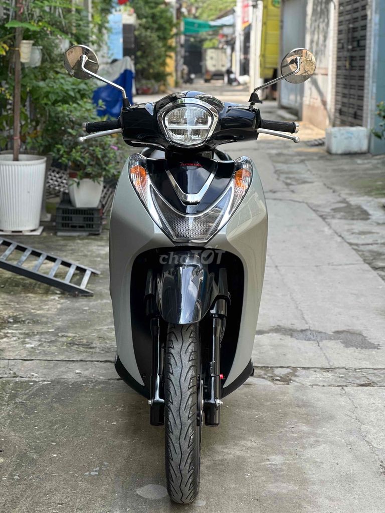 Sh mode 2023 ABS. Xám xi măng.BSTP 1 đời chủ. Mua bán Xe máy tại Quận Bình Thạnh Tp Hồ Chí Minh được đăng bởi Lê Nhân hình 6