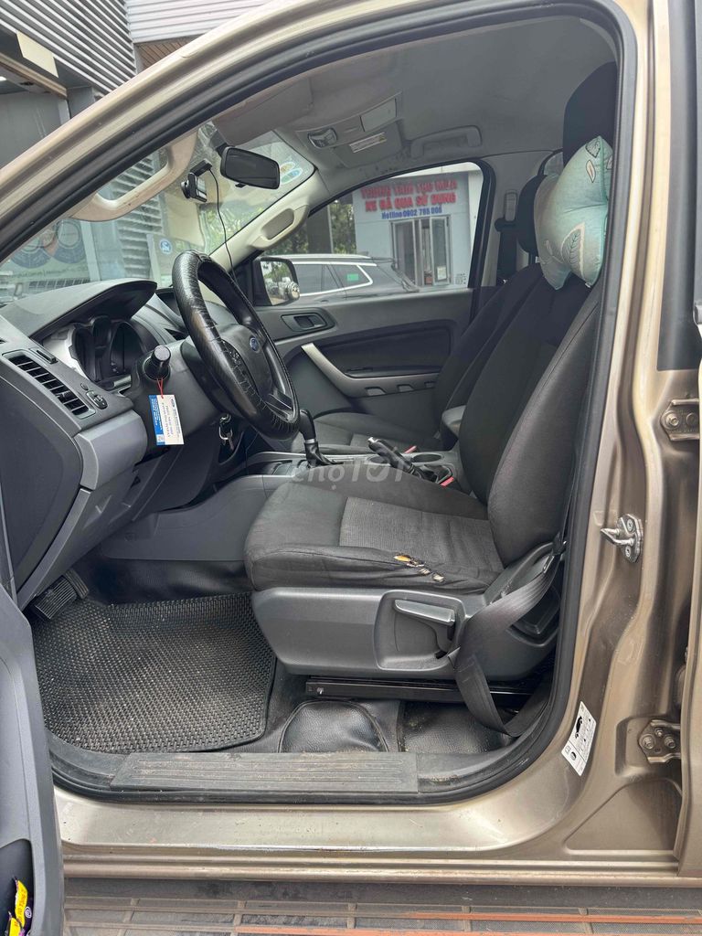 Ford Ranger 2013 XLS 2.2 4x2 MT - 123 km. Mua bán Ô tô tại Thành phố Thủ Dầu Một Bình Dương được đăng bởi Bình Dương ford hình 2