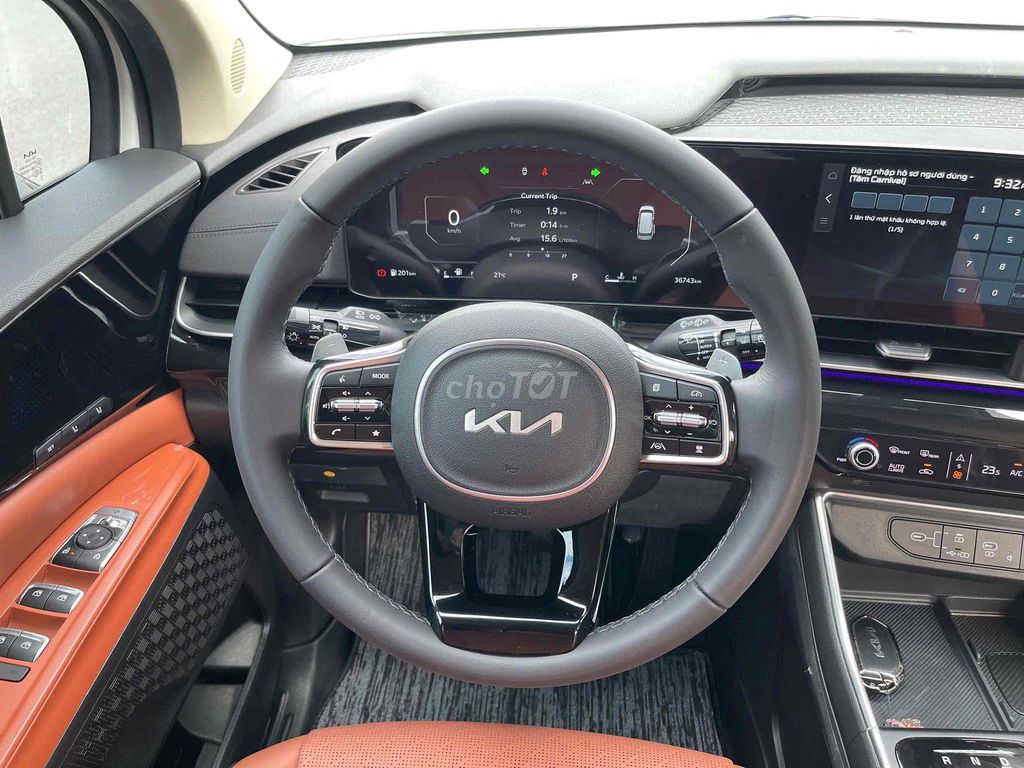 Kia Carnival Premium 7S model 2025 màu trắng. Mua bán Ô tô tại Quận Cầu Giấy Hà Nội được đăng bởi Cao Quý hình 11