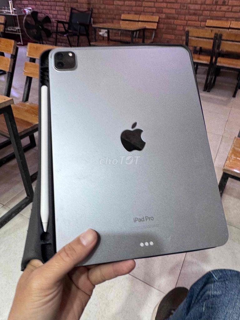 Apple iPad Pro M2 128GB Xám. Mua bán Máy tính bảng tại Quận Thanh Khê Đà Nẵng được đăng bởi Huỳnh Văn Hải hình 1