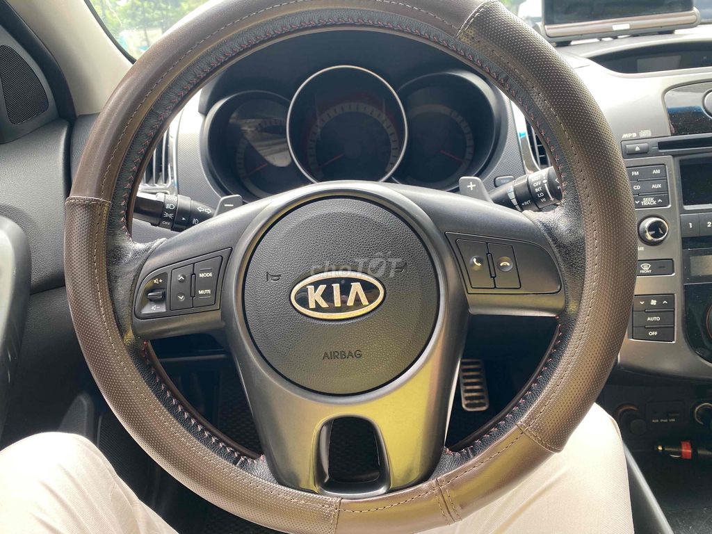 Kia Cerato 2010 1.6 AT nhập khẩu. Mua bán Ô tô tại Quận Nam Từ Liêm Hà Nội được đăng bởi KM Auto hình 3