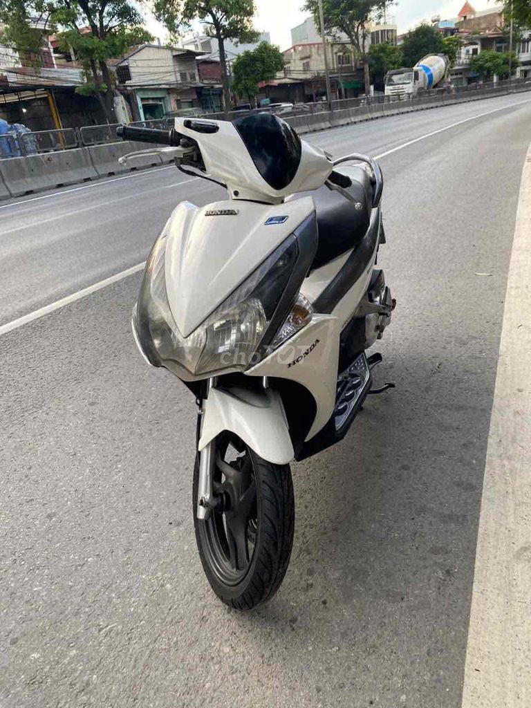 Honda airblade đời cao êm chất đẹp mê ly. Mua bán Xe máy tại Quận Hồng Bàng Hải Phòng được đăng bởi Ly  hình 5