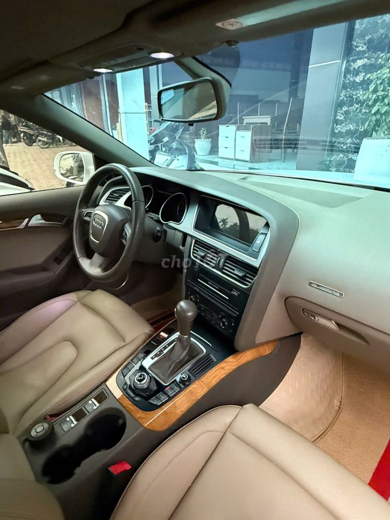 Audi A5 mui trần 2010  - 42000 km