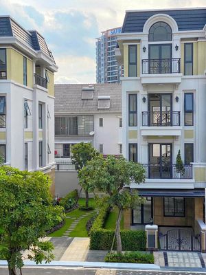 Chính chủ bán nhà phố The Classia 5x18m. Nhà thô. Giá tốt trong dự án.