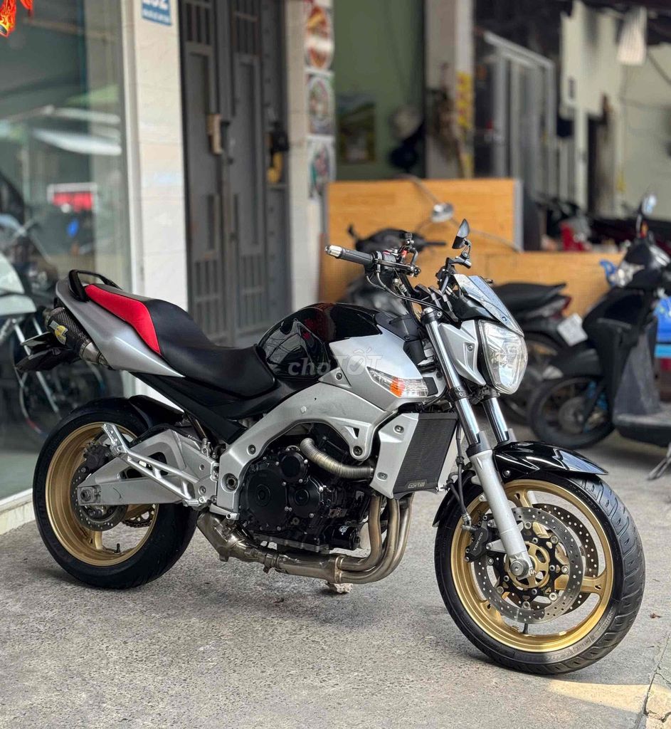 Suzuki GSR600 2008 Đen, Bạc, Đỏ HQCN 9 chủ