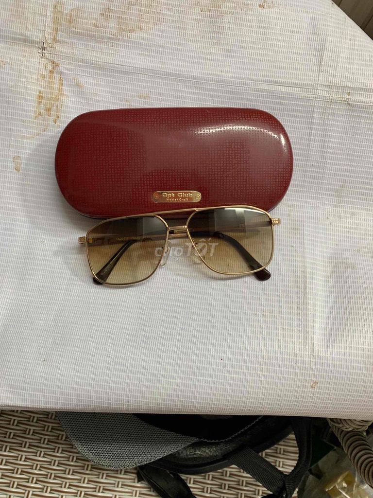 Kính râm Lacoste Nam gọng vàng. Mua bán Phụ kiện thời trang khác tại Quận Hải An Hải Phòng được đăng bởi Dân Đỗ hình 1