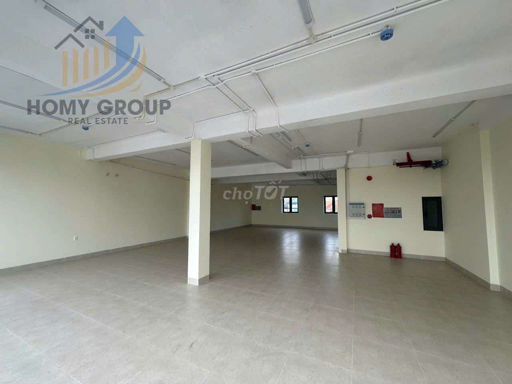 Nhà 1 hầm + 2 tầng trống suốt, có thang máy kdc Sông Đà. Cho thuê nhà ở tại Thành phố Thủ Đức Tp Hồ Chí Minh được đăng bởi Tri Homy hình 2