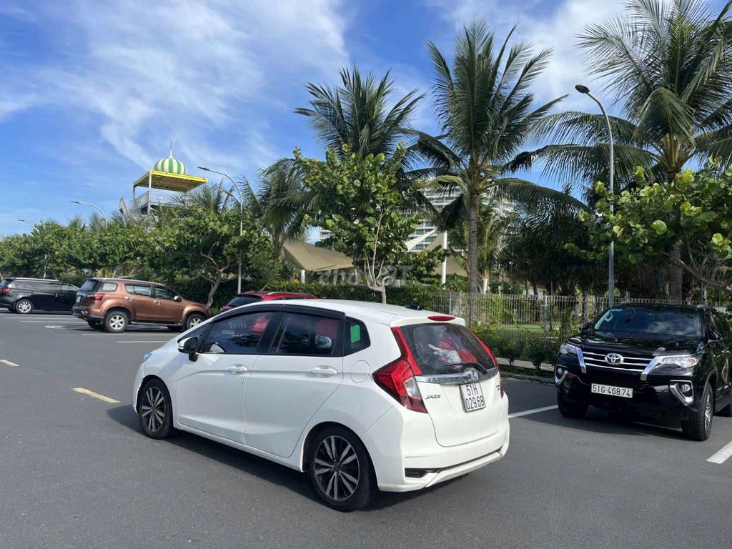 Honda Jazz. Mua bán Ô tô tại Quận Gò Vấp Tp Hồ Chí Minh được đăng bởi Hưng hình 3